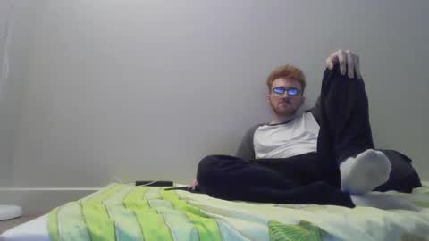 Snapshot of kingoffootfetish chatting on February 14, 2025, 9:53 pm Master  King Tommy online show from February 14, 2025, 9:53 pm