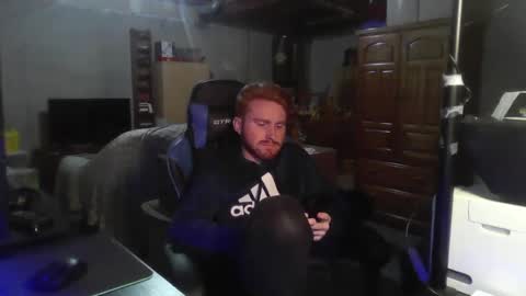 Snapshot of kingoffootfetish chatting on February 25, 2025, 8:03 am Master  King Tommy online show from February 25, 2025, 8:03 am