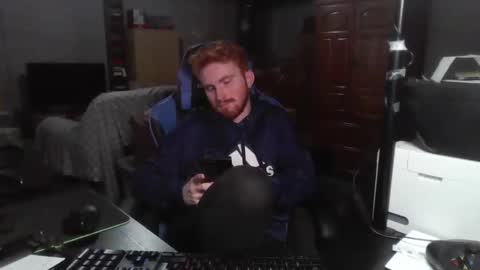 Snapshot of kingoffootfetish chatting on February 26, 2025, 7:42 am Master  King Tommy online show from February 26, 2025, 7:42 am