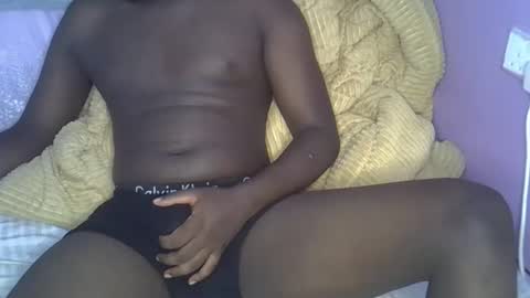 kingpin020 online show from February 12, 2026, 2:17 am