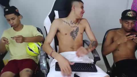 Snapshot of kings_latins chatting on September 13, 2025, 6:13 am DOMINANT ALPHA KINGS online show from September 13, 2025, 6:13 am