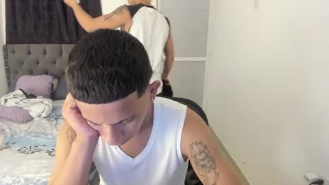 Snapshot of kings_latins chatting on October 16, 2025, 5:30 am DOMINANT ALPHA KINGS online show from October 16, 2025, 5:30 am