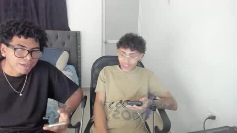 Snapshot of kings_latins chatting on October 21, 2025, 11:38 pm DOMINANT ALPHA KINGS online show from October 21, 2025, 11:38 pm