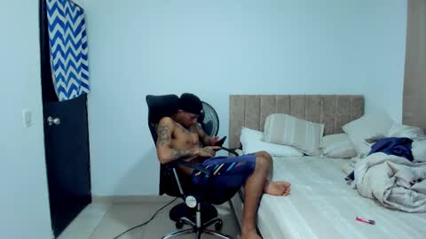 Snapshot of kings_latins chatting on October 23, 2025, 9:41 am DOMINANT ALPHA KINGS online show from October 23, 2025, 9:41 am