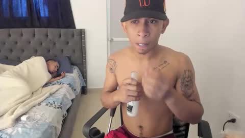 Snapshot of kings_latins chatting on October 27, 2025, 8:13 pm DOMINANT ALPHA KINGS online show from October 27, 2025, 8:13 pm