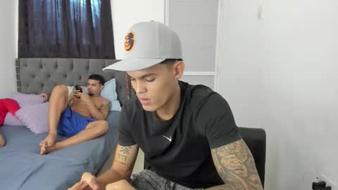 Snapshot of kings_latins chatting on December 13, 2025, 7:53 pm DOMINANT ALPHA KINGS online show from December 13, 2025, 7:53 pm