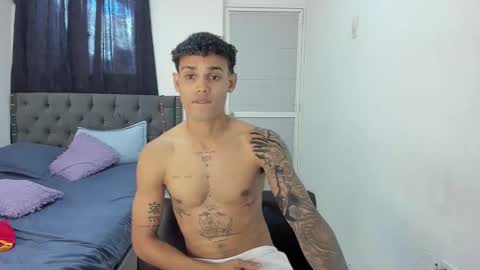 Snapshot of kings_latins chatting on December 19, 2025, 6:48 pm DOMINANT ALPHA KINGS online show from December 19, 2025, 6:48 pm