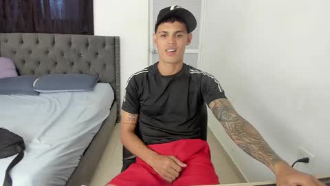 Snapshot of kings_latins chatting on January 6, 2026, 6:55 pm DOMINANT ALPHA KINGS online show from January 6, 2026, 6:55 pm