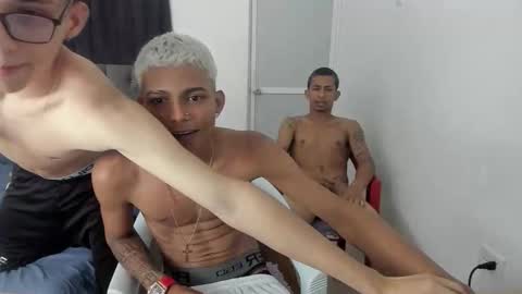 Snapshot of kings_latins chatting on January 11, 2026, 8:08 am DOMINANT ALPHA KINGS online show from January 11, 2026, 8:08 am