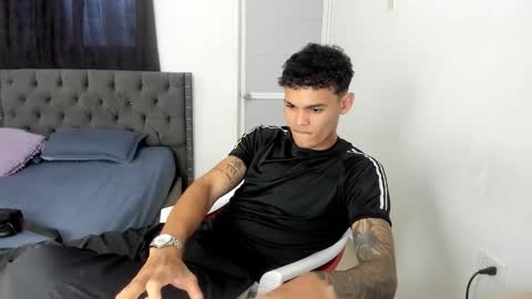 Snapshot of kings_latins chatting on January 15, 2026, 6:22 pm DOMINANT ALPHA KINGS online show from January 15, 2026, 6:22 pm