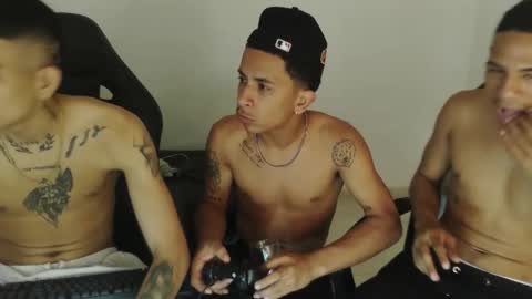 Snapshot of kings_latins chatting on February 16, 2026, 7:15 am DOMINANT ALPHA KINGS online show from February 16, 2026, 7:15 am