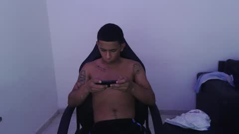 DOMINANT ALPHA KINGS online show from March 17, 2026, 7:17 pm