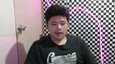 Snapshot of kingvoltage chatting on April 15, 2026, 10:22 am Yuki online show from April 15, 2026, 10:22 am