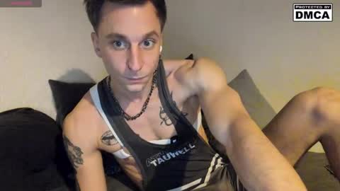 kinky_spidey online show from January 18, 2026, 10:13 pm