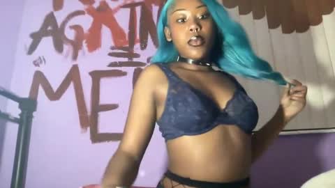 Snapshot of kinkykittee chatting on December 4, 2024, 1:25 am Bunniii online show from December 4, 2024, 1:25 am