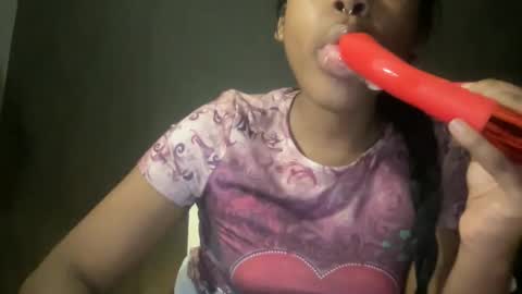 Snapshot of kinkykittee chatting on January 11, 2025, 7:17 am Bunniii online show from January 11, 2025, 7:17 am