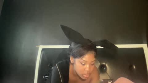 Snapshot of kinkykittee chatting on January 26, 2025, 3:58 pm Bunniii online show from January 26, 2025, 3:58 pm