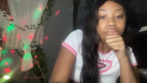 Snapshot of kinkykittee chatting on January 31, 2025, 8:11 am Bunniii online show from January 31, 2025, 8:11 am