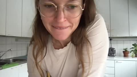 Mary the Soulmate online show from December 18, 2024, 11:24 am