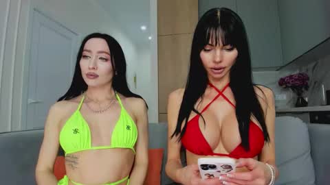 Snapshot of kira_mmr chatting on September 27, 2025, 4:12 pm Kira and friends online show from September 27, 2025, 4:12 pm
