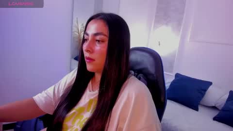 Snapshot of kira_villan chatting on May 27, 2026, 12:57 pm K I R A online show from May 27, 2026, 12:57 pm