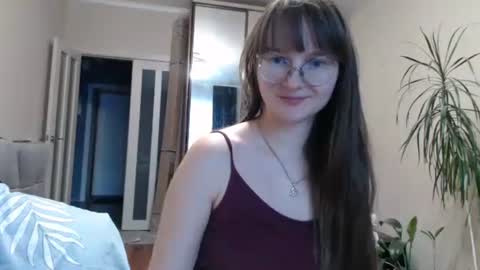 Snapshot of kiragoldens chatting on December 4, 2024, 9:40 am KiraGoldens online show from December 4, 2024, 9:40 am