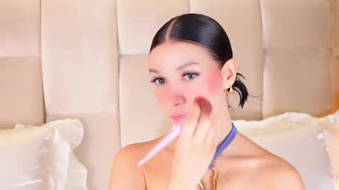 kira online show from September 20, 2025, 11:39 pm