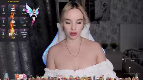 kirakrox online show from October 15, 2025, 7:47 pm