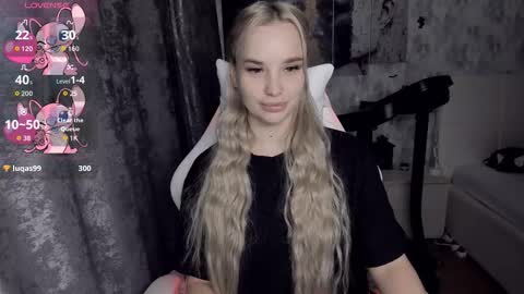 kirakrox online show from November 18, 2025, 8:35 pm