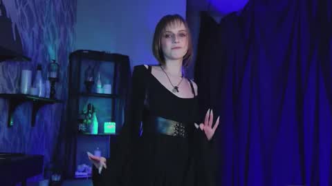 Kira online show from February 19, 2026, 11:34 pm