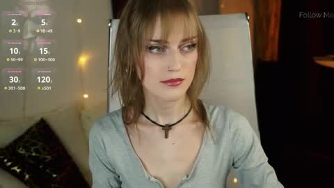 Kira online show from May 19, 2026, 12:38 am
