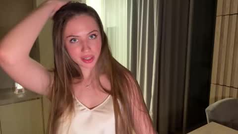 Kira online show from September 30, 2025, 4:56 pm