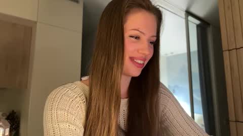 Kira online show from February 27, 2026, 5:13 pm