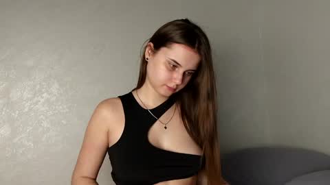 Emily online show from April 7, 2026, 11:21 am