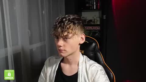 Kirill and Andrey online show from November 10, 2025, 1:37 am