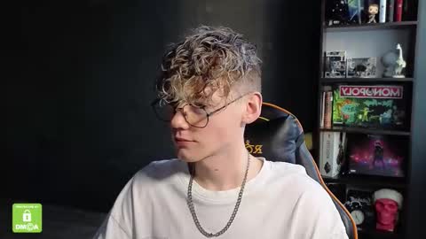 Kirill and Andrey online show from November 20, 2025, 1:11 pm