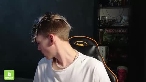 Kirill and Andrey online show from December 5, 2025, 12:58 pm