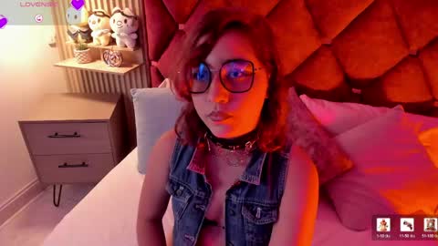 Snapshot of kirivelvet chatting on April 22, 2026, 9:05 pm Samantha Velvet online show from April 22, 2026, 9:05 pm