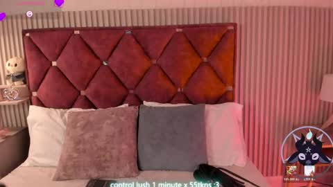 Snapshot of kirivelvet chatting on May 27, 2026, 8:39 pm Samantha Velvet online show from May 27, 2026, 8:39 pm