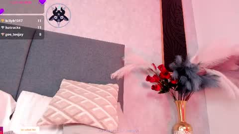 Snapshot of kirivelvet chatting on July 7, 2026, 7:23 am Samantha Velvet online show from July 7, 2026, 7:23 am