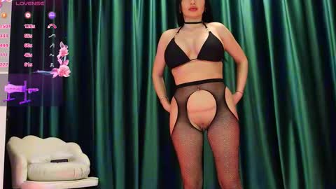 kiss_katy online show from March 27, 2026, 10:53 pm