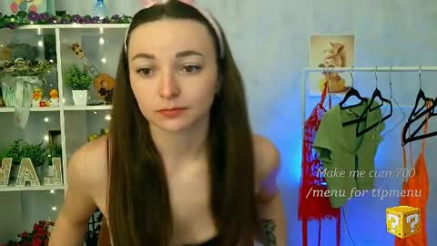 Valeria online show from April 4, 2026, 1:52 pm