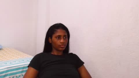 Snapshot of kiss_violet chatting on July 8, 2026, 11:20 pm Violet online show from July 8, 2026, 11:20 pm