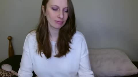 Snapshot of kissallie chatting on March 7, 2025, 10:43 pm Allie online show from March 7, 2025, 10:43 pm