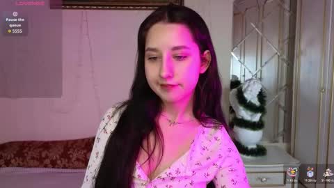 Hot Eva online show from December 18, 2025, 3:07 pm