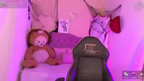 KISSI  online show from October 30, 2025, 11:44 am