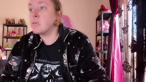 kissica online show from February 9, 2026, 12:53 pm