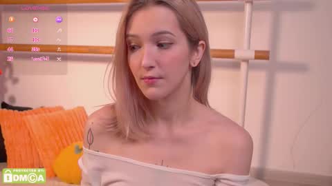 Snapshot of kisskiss_muah chatting on October 31, 2025, 2:40 pm Kate online show from October 31, 2025, 2:40 pm