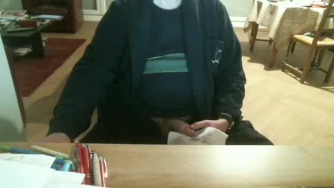 kisslog1 online show from February 1, 2025, 5:58 pm