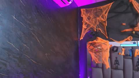 BELLA FLAME online show from October 26, 2025, 6:58 pm